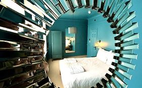 Rooms At The Quayside - Stylish En-Suite Rooms On Poole Quay All Fully Refurbed