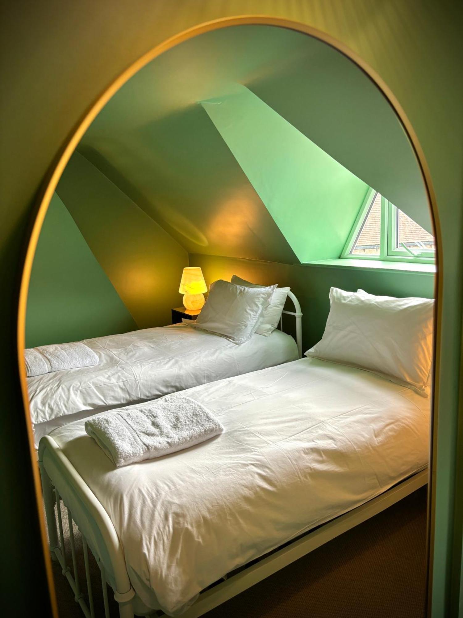 Rooms At The Quayside Are Stylish En-Suite Rooms On Poole Quay All Fully Refurbed For Summer 2024 Exterior photo