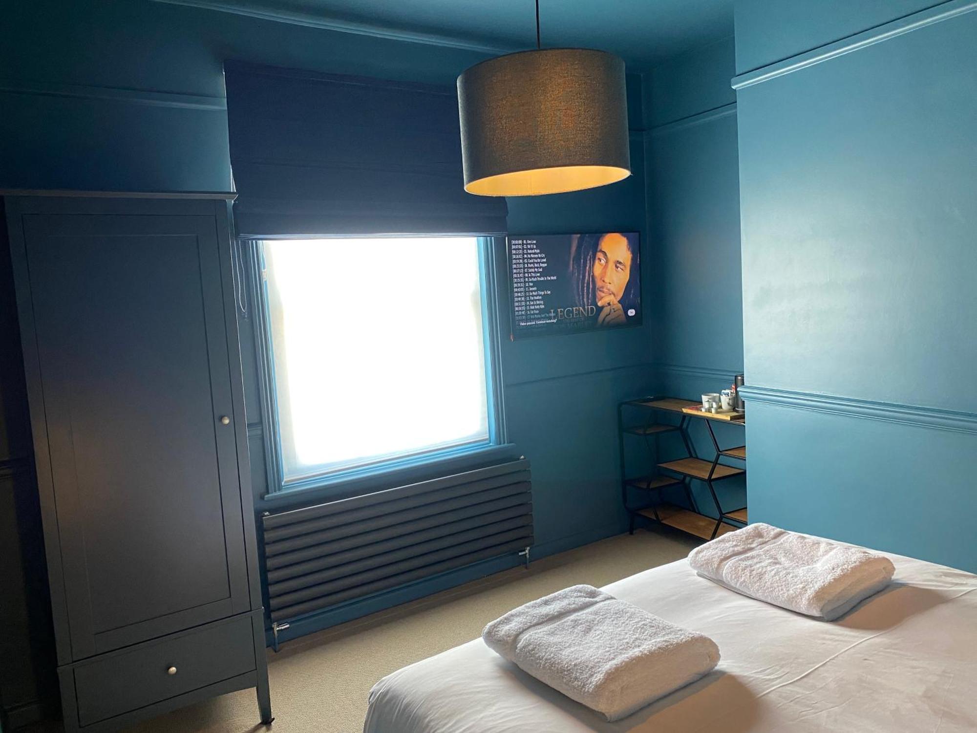 Rooms At The Quayside Are Stylish En-Suite Rooms On Poole Quay All Fully Refurbed For Summer 2024 Exterior photo