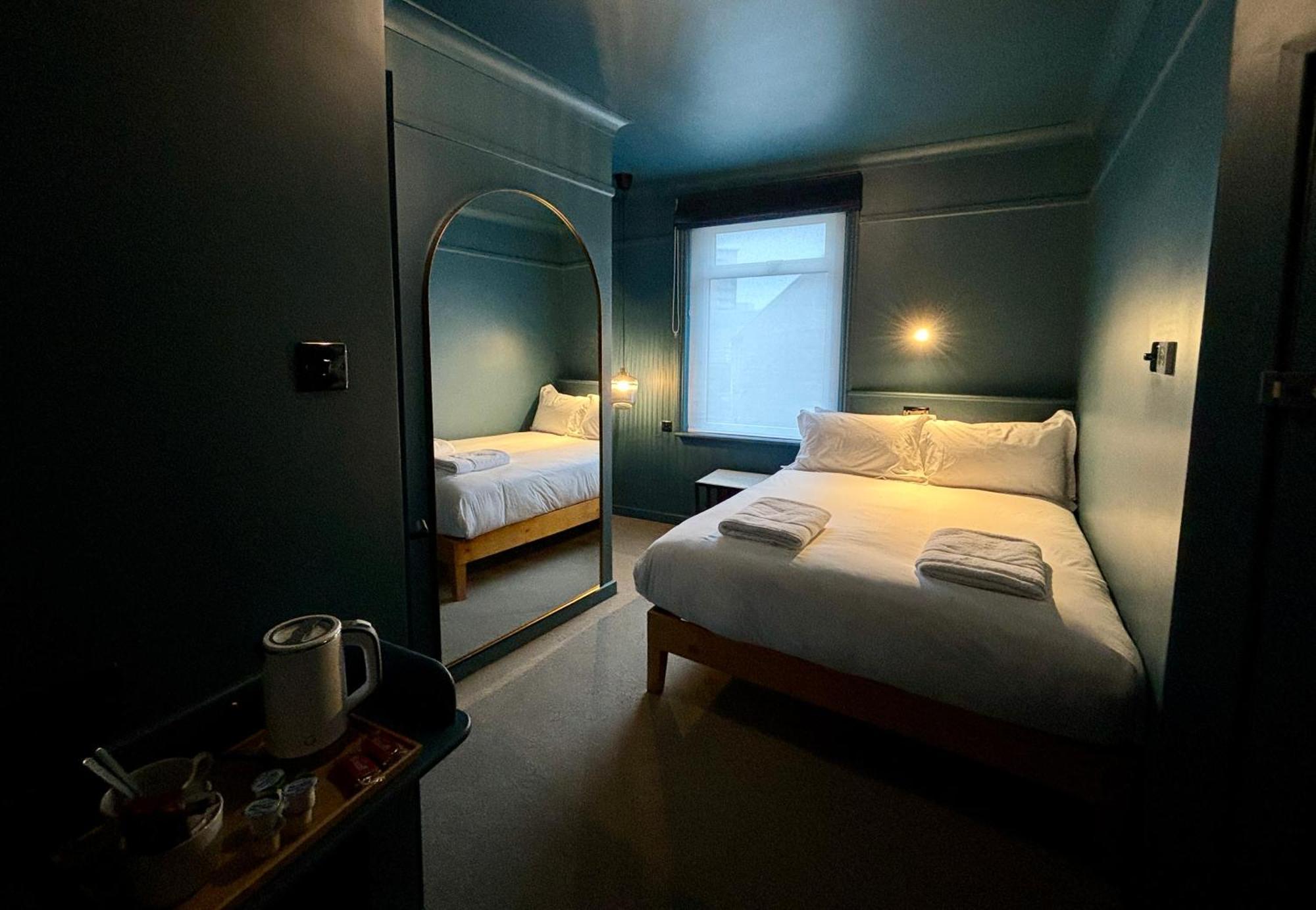 Rooms At The Quayside Are Stylish En-Suite Rooms On Poole Quay All Fully Refurbed For Summer 2024 Exterior photo