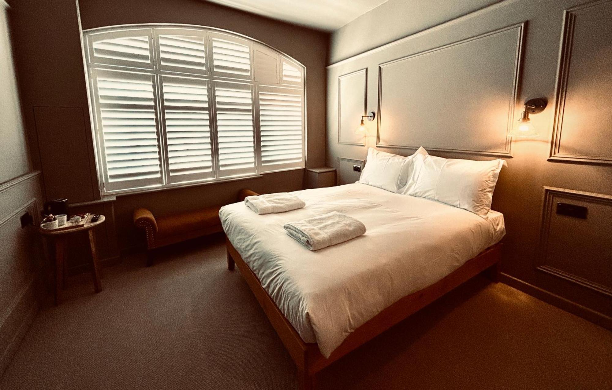 Rooms At The Quayside Are Stylish En-Suite Rooms On Poole Quay All Fully Refurbed For Summer 2024 Exterior photo